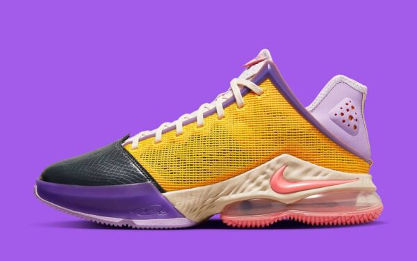 Nike LeBron 19 Low “Mismatch”