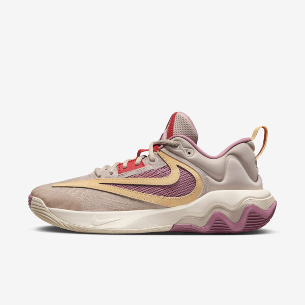 Nike Giannis Immortality 3