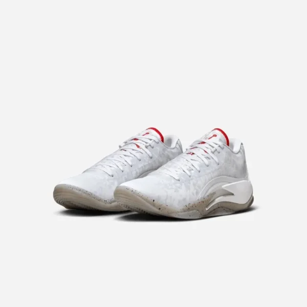 Nike Jordan Zion 3 - Image 2
