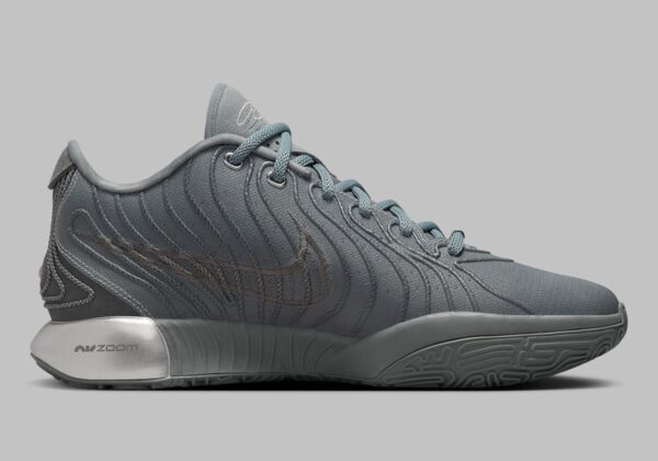 Nike LeBron 21 - Image 3