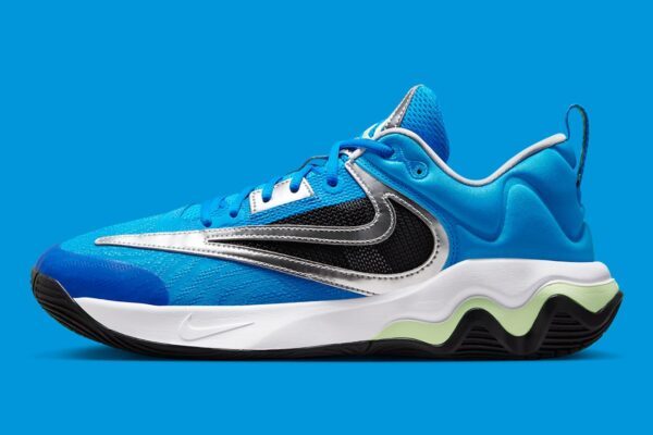 Nike Giannis Immortality 3