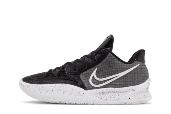 Nike Kyrie Low 4 TB