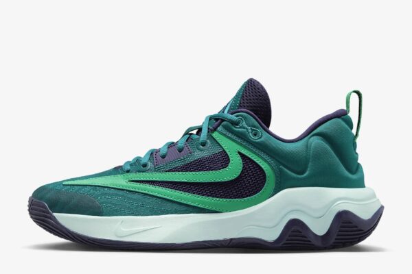 Nike Giannis Immortality 3