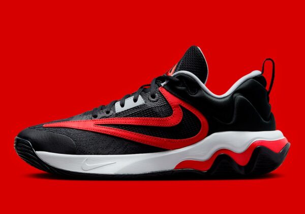 Nike Giannis Immortality 3