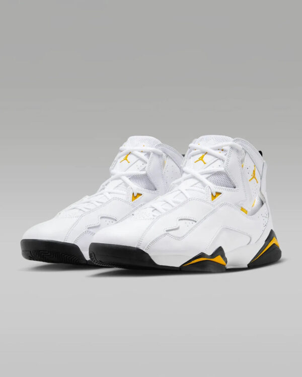 Nike Air Jordan True Flight - Image 2