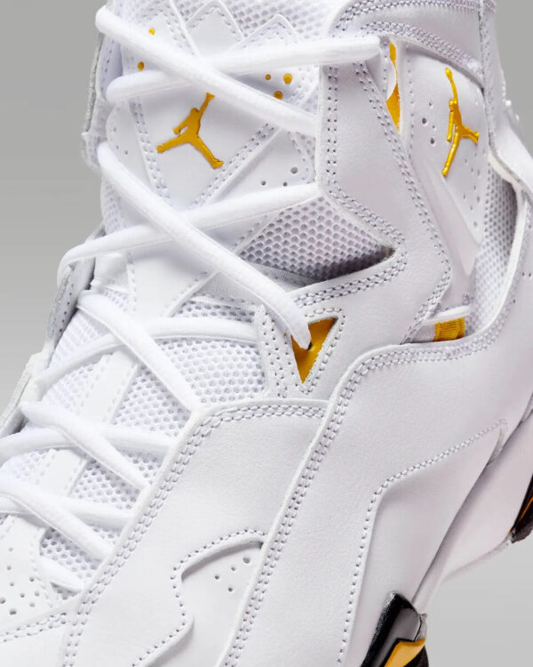 Nike Air Jordan True Flight - Image 4