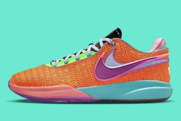 Nike LeBron 20