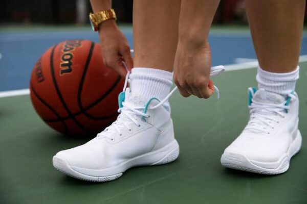 Moolah Kicks Phantom 1 - Image 3